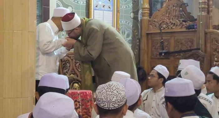 Warga Pasuruan pun Malu Ada Habib Pasuruan Rendahkan Putra Pendiri NU Warga Pasuruan pun Malu Ada Habib Pasuruan Rendahkan Putra Pendiri NU
