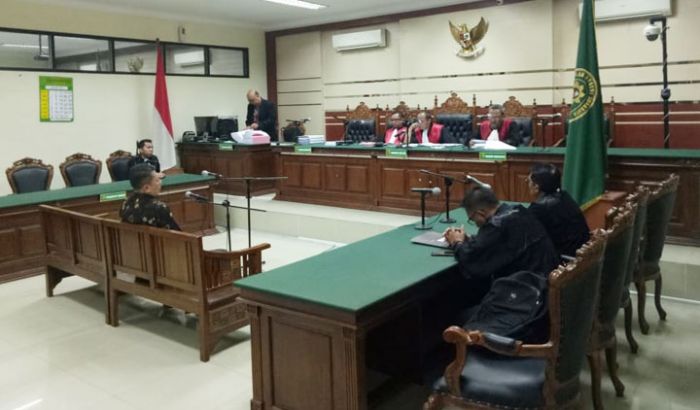 Hakim PN Tipikor Tolak Eksepsi Sekda Gresik, Sidang Dipercepat Seminggu 2 Kali Hakim PN Tipikor Tolak Eksepsi Sekda Gresik, Sidang Dipercepat Seminggu 2 Kali
