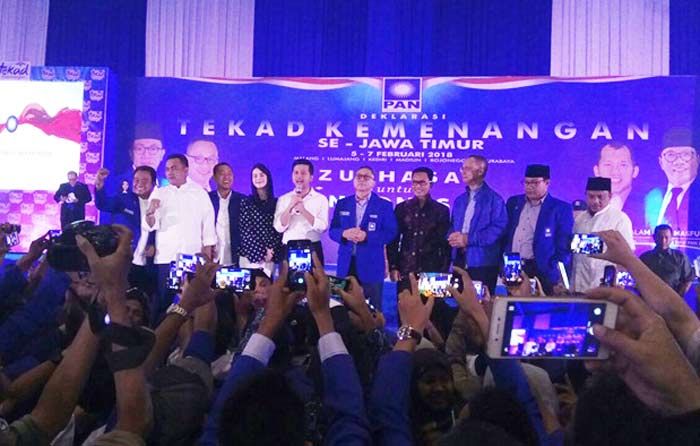 Zulhas Yakin PAN Jadi Penentu Kemenangan Khofifah-Emil Zulhas Yakin PAN Jadi Penentu Kemenangan Khofifah-Emil