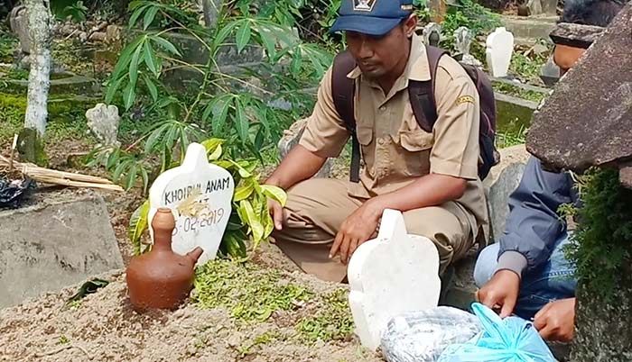 Bocah di Blitar yang Tewas Dekat Sound System Ternyata Suka Merokok Bocah di Blitar yang Tewas Dekat Sound System Ternyata Suka Merokok