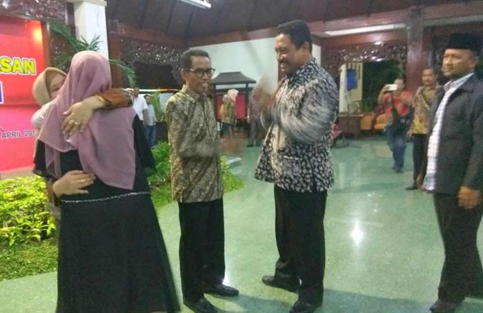 Lepas-Kenang Wakil Bupati Pamekasan Khalil As Lepas-Kenang Wakil Bupati Pamekasan Khalil As