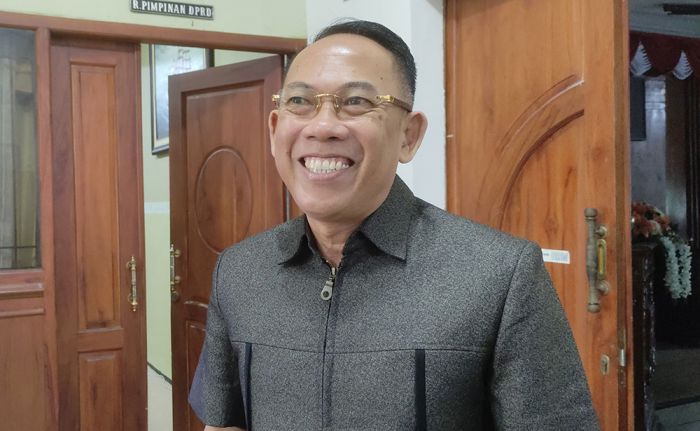 Ruby Gantikan Effendy Jadi Plt Sekretaris DPRD Kota Mojokerto Ruby Gantikan Effendy Jadi Plt Sekretaris DPRD Kota Mojokerto