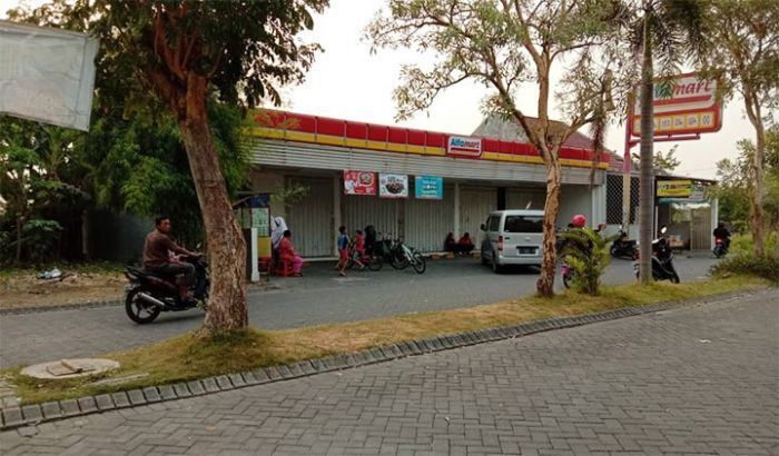 Hanya Pakai Celana Dalam, Pencuri Bobol Alfamart di Tawangsari Kecamatan Taman, Rp 28 Juta Raib Hanya Pakai Celana Dalam, Pencuri Bobol Alfamart di Tawangsari Kecamatan Taman, Rp 28 Juta Raib
