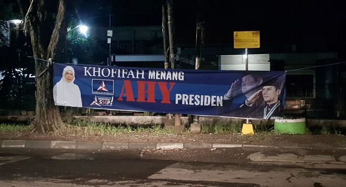 Demokrat Bantah Pasang Spanduk "Khofifah Menang AHY Presiden" Demokrat Bantah Pasang Spanduk "Khofifah Menang AHY Presiden"