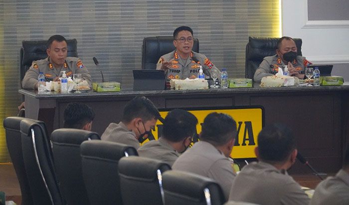 Cegah Kriminalitas, Polrestabes Surabaya Gelar Operasi Pekat Semeru 2022 Cegah Kriminalitas, Polrestabes Surabaya Gelar Operasi Pekat Semeru 2022