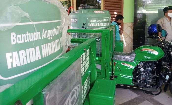 ​MWC NU di Tuban Terima Bantuan Kendaraan Disinfektan