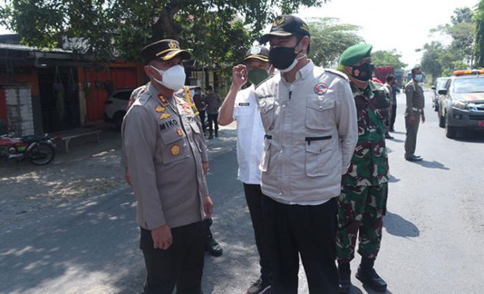 Perketat PPKM Darurat, Perbatasan Lamongan Dilakukan Penyekatan Perketat PPKM Darurat, Perbatasan Lamongan Dilakukan Penyekatan