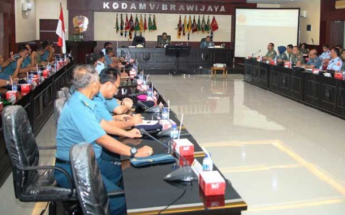 Wujudkan Good Governance dan Clean Governance di Lingkungan TNI Wujudkan Good Governance dan Clean Governance di Lingkungan TNI