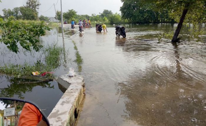 Kali Lamong dan Bengawan Solo Meluap, Ribuan Rumah di 6 Kecamatan Kabupaten Gresik Terendam