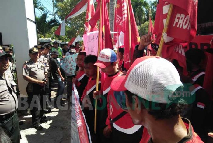 Ratusan Warga Sumberasri Blitar Wadul Pemkab, Protes Lahan Pabrik Gula PT Gambat Anyar