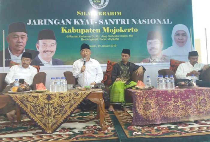 ​Target Jokowi Menang 80 Persen, Kiai Asep: Pilih Capres yang Salat