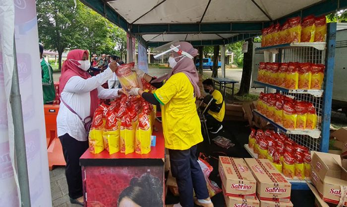 Gelar OP Minyak Goreng 28 Ribu per 2 Liter, Disdag Bangkalan Disindir Mirip Marketing Perusahaan Gelar OP Minyak Goreng 28 Ribu per 2 Liter, Disdag Bangkalan Disindir Mirip Marketing Perusahaan