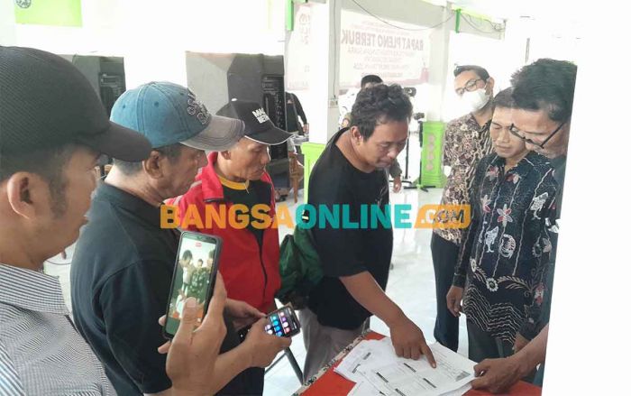 Suaranya Salah Input, Caleg di Sidoarjo Protes ke PPK Krembung Suaranya Salah Input, Caleg di Sidoarjo Protes ke PPK Krembung