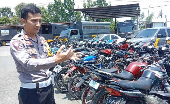 Razia Balap Liar di Akses Suramadu, Polres Bangkalan Amankan 46 Motor dan 44 Remaja Razia Balap Liar di Akses Suramadu, Polres Bangkalan Amankan 46 Motor dan 44 Remaja