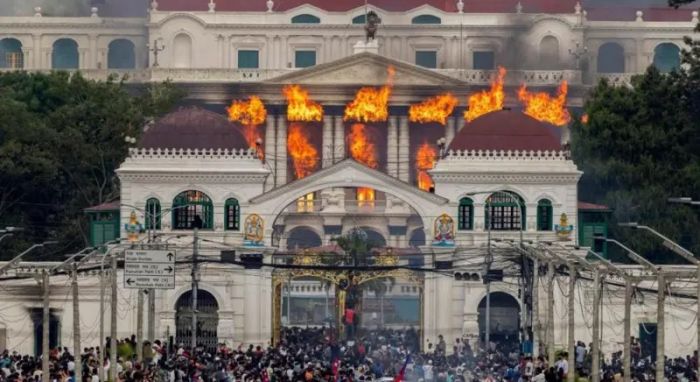 Nepal Dilanda Kerusuhan, Blokir Media Sosial Picu Amarah Rakyat Nepal Dilanda Kerusuhan, Blokir Media Sosial Picu Amarah Rakyat