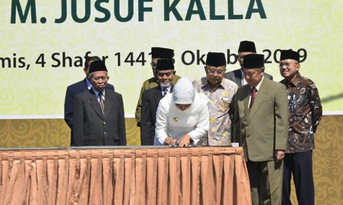 Wakaf Tunai Rp 100 Triliun Pertahun, Gubernur Khofifah Dorong Penguatan Ekonomi Rakyat Lewat Wakaf