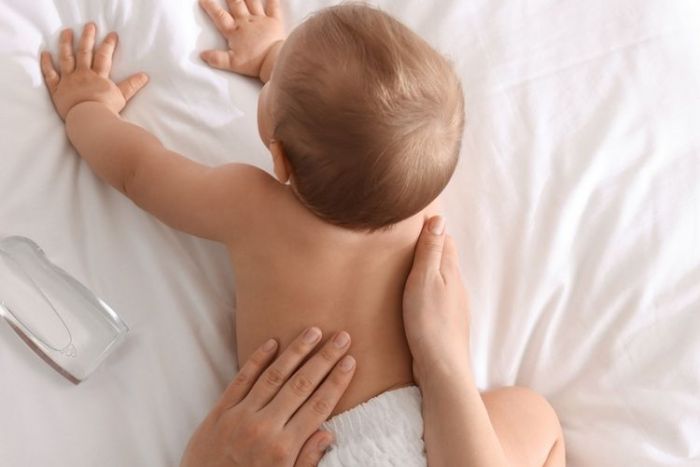Mulai Kapan Bayi Boleh Dipijat? Simak Penjelasan IDAI Mulai Kapan Bayi Boleh Dipijat? Simak Penjelasan IDAI