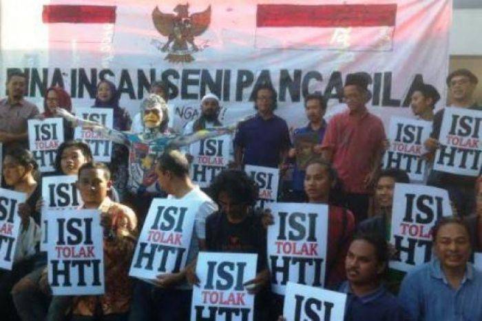 Kampus ISI Tolak HTI, Rektor: Ganggu Kemahasiswaan dan Pengembangan Ilmu Kampus ISI Tolak HTI, Rektor: Ganggu Kemahasiswaan dan Pengembangan Ilmu