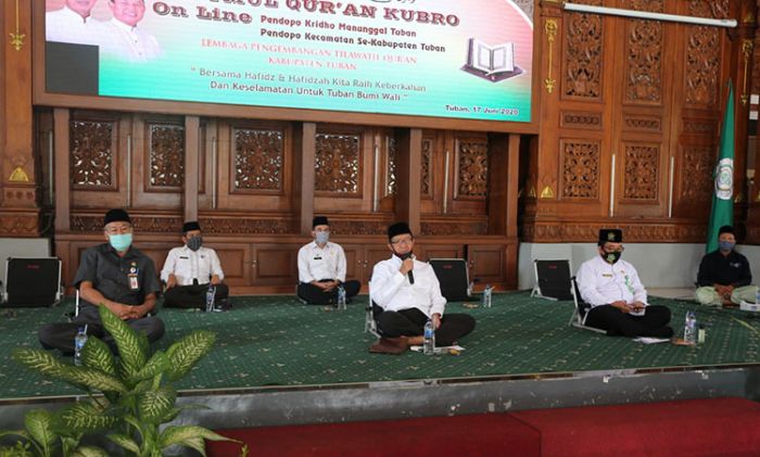 Pemkab Tuban Gelar Khotmil Quran Bil Ghoib, Bupati Berharap Corona Segera Hilang Pemkab Tuban Gelar Khotmil Quran Bil Ghoib, Bupati Berharap Corona Segera Hilang