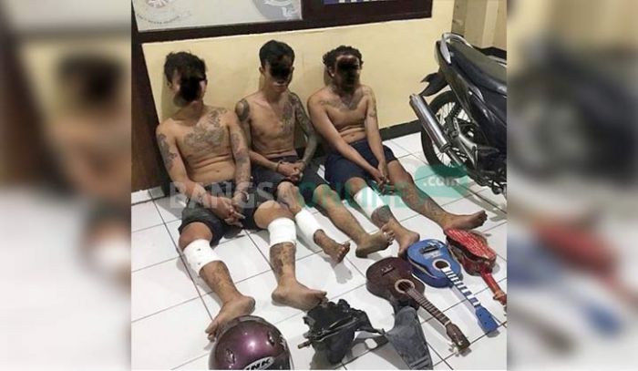 Tiga Anak Punk Pelaku Begal Sadis di Ngawi Akhirnya Didor Polisi Tiga Anak Punk Pelaku Begal Sadis di Ngawi Akhirnya Didor Polisi
