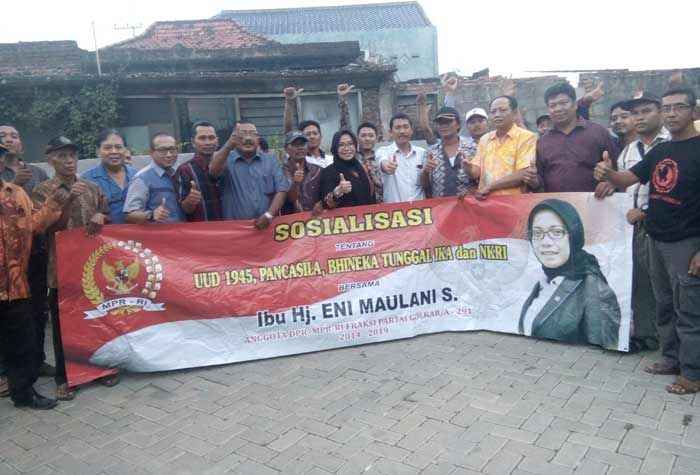 Eni Maulani Bantu Petani Lamongan Belasan Hand Tracktor Eni Maulani Bantu Petani Lamongan Belasan Hand Tracktor