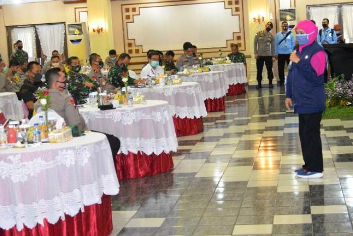 Zona Merah Jadi Kuning, Gubernur Khofifah Bagikan 100 Unit Motor Trail Kepada Lima Kodim-Polres Zona Merah Jadi Kuning, Gubernur Khofifah Bagikan 100 Unit Motor Trail Kepada Lima Kodim-Polres