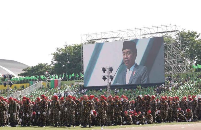 Presiden Jokowi Kagum saat Drumband Banser Bawakan Lagu We Will Rock You