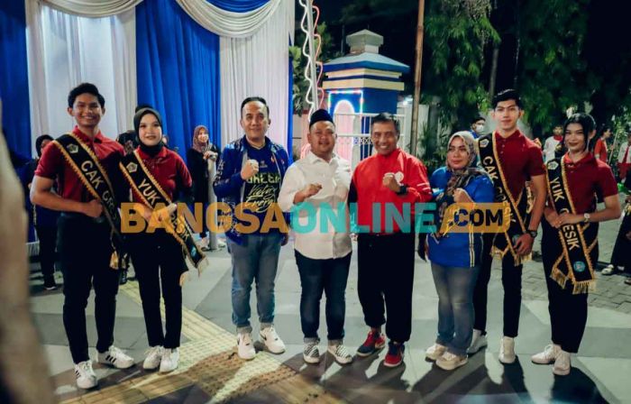 Bupati Gresik Janjikan Bonus untuk Atlet Peraih Medali di Porprov Jatim 2023 Bupati Gresik Janjikan Bonus untuk Atlet Peraih Medali di Porprov Jatim 2023