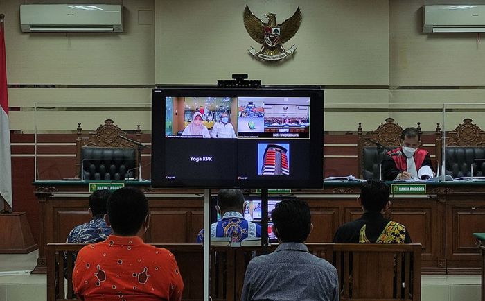 5 Saksi Dihadirkan di Sidang Kasus Suap Bupati Probolinggo Nonaktif, Ungkap Istilah Bupati Hakikat 5 Saksi Dihadirkan di Sidang Kasus Suap Bupati Probolinggo Nonaktif, Ungkap Istilah Bupati Hakikat