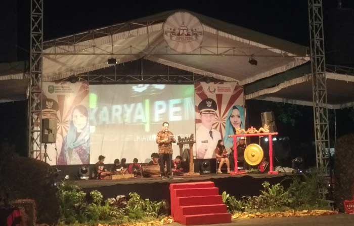 Promosikan Kreativitas, Dinas Pendidikan Trenggalek Gelar Pameran Prestasi Pemuda Hasil Karya Pemuda Promosikan Kreativitas, Dinas Pendidikan Trenggalek Gelar Pameran Prestasi Pemuda Hasil Karya Pemuda