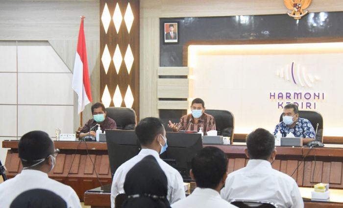 Mas Abu Tekankan CPNS di Kota Kediri Harus Ber-AKHLAK Mas Abu Tekankan CPNS di Kota Kediri Harus Ber-AKHLAK