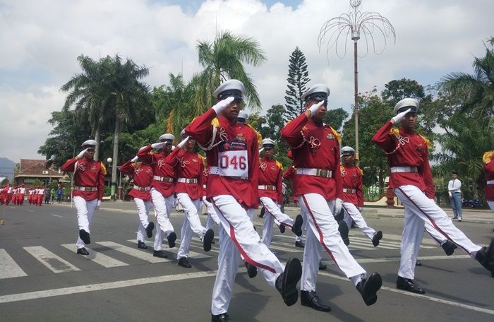 Peringati Hari Kemerdekaan RI ke-73, Pemkab Trenggalek Gelar Lomba Gerak Jalan