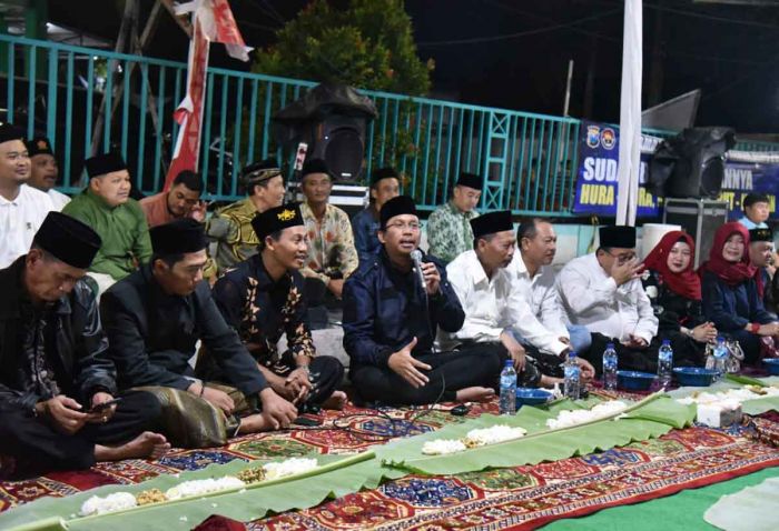 Tahun Baru 2023, Bupati Sidoarjo Tasyakuran Makan Lesehan Bersama Ribuan Warga Tahun Baru 2023, Bupati Sidoarjo Tasyakuran Makan Lesehan Bersama Ribuan Warga