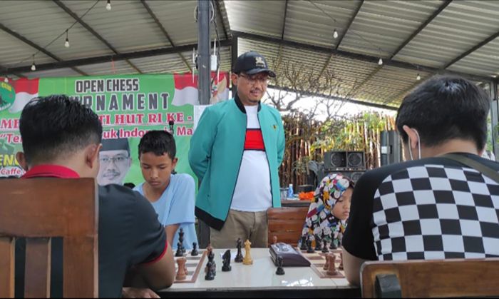 Ratusan Peserta Ikuti Turnamen Catur Piala Mas Dion Calon Bupati Pasuruan Ratusan Peserta Ikuti Turnamen Catur Piala Mas Dion Calon Bupati Pasuruan