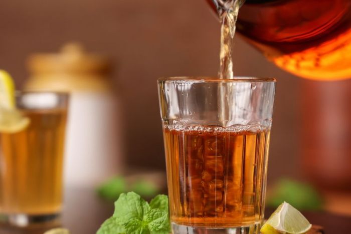 6 Hal yang Perlu Dihindari saat Minum Teh 6 Hal yang Perlu Dihindari saat Minum Teh