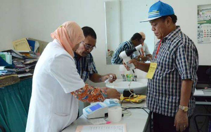 Fadeli-Kartika Jalani Tes Kesehatan di RS dr Soetomo Fadeli-Kartika Jalani Tes Kesehatan di RS dr Soetomo