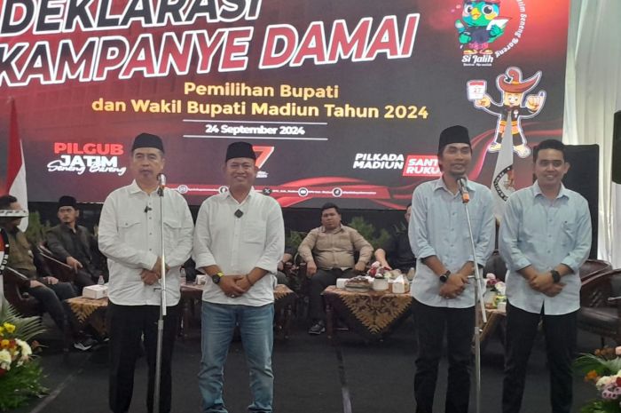 Dua Paslon Peserta Pilbup Madiun 2024 Deklarasi Kampanye Damai Dua Paslon Peserta Pilbup Madiun 2024 Deklarasi Kampanye Damai