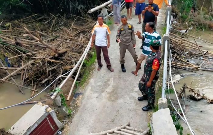 Kodim-BPBD Lamongan Siapkan Penanganan Putusnya Jembatan Penghubung Talunrejo-Kendung