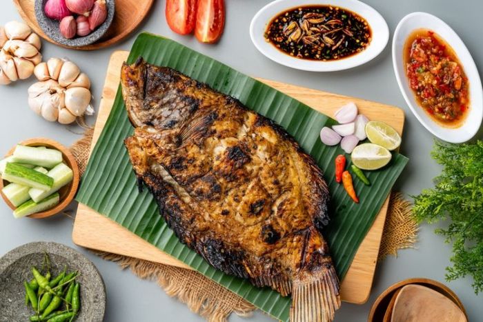 Resep Ikan Bawal Bakar Bumbu Rujak, Menu Bakaran Penyambut Tahun Baru Resep Ikan Bawal Bakar Bumbu Rujak, Menu Bakaran Penyambut Tahun Baru