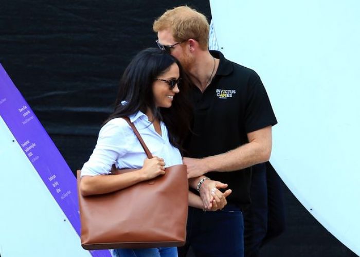 Inilah Pose-pose Seksi Calon Istri Pangeran Harry, Meghan Markle Inilah Pose-pose Seksi Calon Istri Pangeran Harry, Meghan Markle