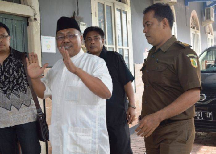 Penahanan Satu Komisioner Tak Pengaruhi Kinerja KPU Situbondo Penahanan Satu Komisioner Tak Pengaruhi Kinerja KPU Situbondo