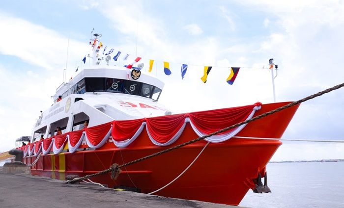 KN SAR 249 Permadi Basarnas Siap Beroperasi di Jatim, Gubernur Khofifah: Bisa Wujudkan Zero Victim KN SAR 249 Permadi Basarnas Siap Beroperasi di Jatim, Gubernur Khofifah: Bisa Wujudkan Zero Victim