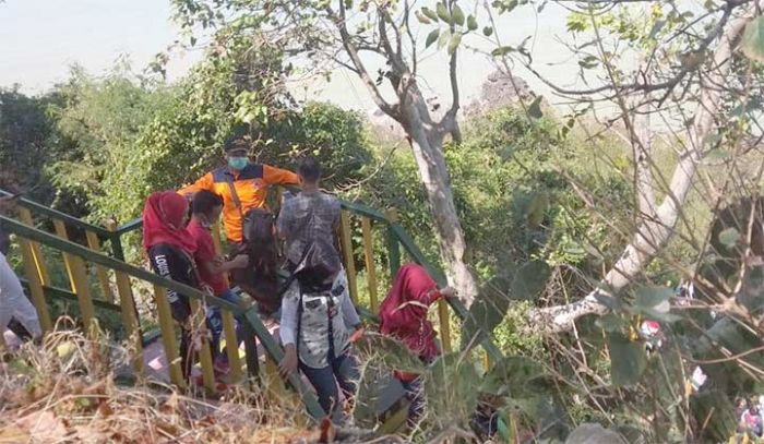 Pastikan Keselamatan Wisatawan, BPBD Bersama FRPB Pamekasan Pantau Pantai Jumiang Pastikan Keselamatan Wisatawan, BPBD Bersama FRPB Pamekasan Pantau Pantai Jumiang