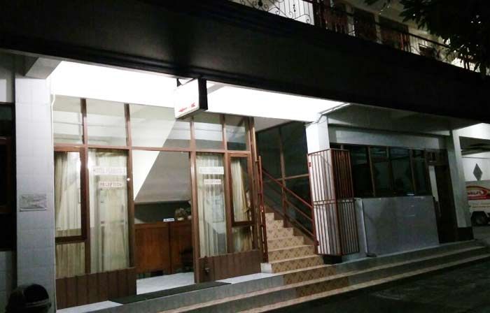 Awas, Aksi Tipu-tipu Berkedok Memesan Kamar Hotel Mulai Marak di Pacitan Awas, Aksi Tipu-tipu Berkedok Memesan Kamar Hotel Mulai Marak di Pacitan