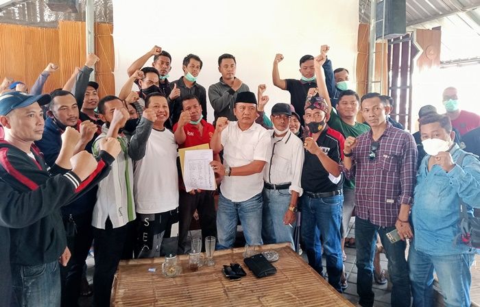 Ratusan Karyawan RSUD Kota Probolinggo Dirumahkan, Lira Ancam Demo Besar-besaran Ratusan Karyawan RSUD Kota Probolinggo Dirumahkan, Lira Ancam Demo Besar-besaran