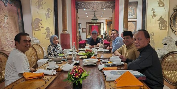 Soal Tawaran agar Dukung Sanusi-Lathifah di Pilbup Malang, Cak Adeng: Hikmah itu Siapanya PKB? Soal Tawaran agar Dukung Sanusi-Lathifah di Pilbup Malang, Cak Adeng: Hikmah itu Siapanya PKB?