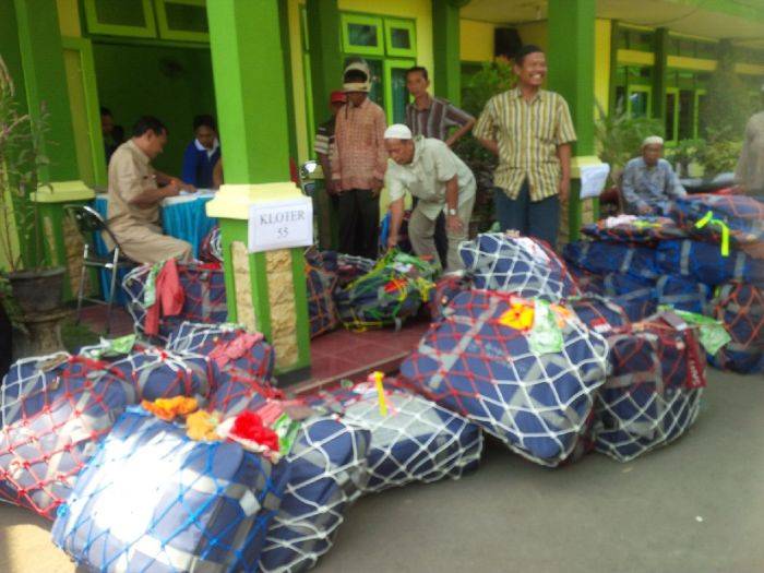 Besok Berangkat, Koper Calhaj Tuban Dikumpulkan Besok Berangkat, Koper Calhaj Tuban Dikumpulkan