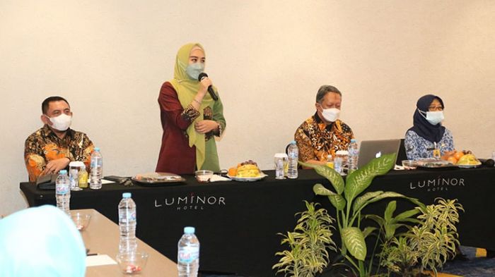 Manfaatkan Pemasaran Digital, Dekranasda Sidoarjo Optimis Kerajinan IKM Tembus Pasar Global Manfaatkan Pemasaran Digital, Dekranasda Sidoarjo Optimis Kerajinan IKM Tembus Pasar Global
