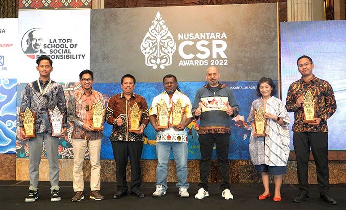 SIG Boyong Lima Penghargaan di Nusantara CSR Awards 2022 SIG Boyong Lima Penghargaan di Nusantara CSR Awards 2022