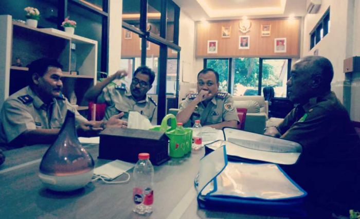 Warga Sumenep 18 Tahun Menunggu Terbitnya Sertifikat Tanah, Begini Kata Kepala BPN Warga Sumenep 18 Tahun Menunggu Terbitnya Sertifikat Tanah, Begini Kata Kepala BPN